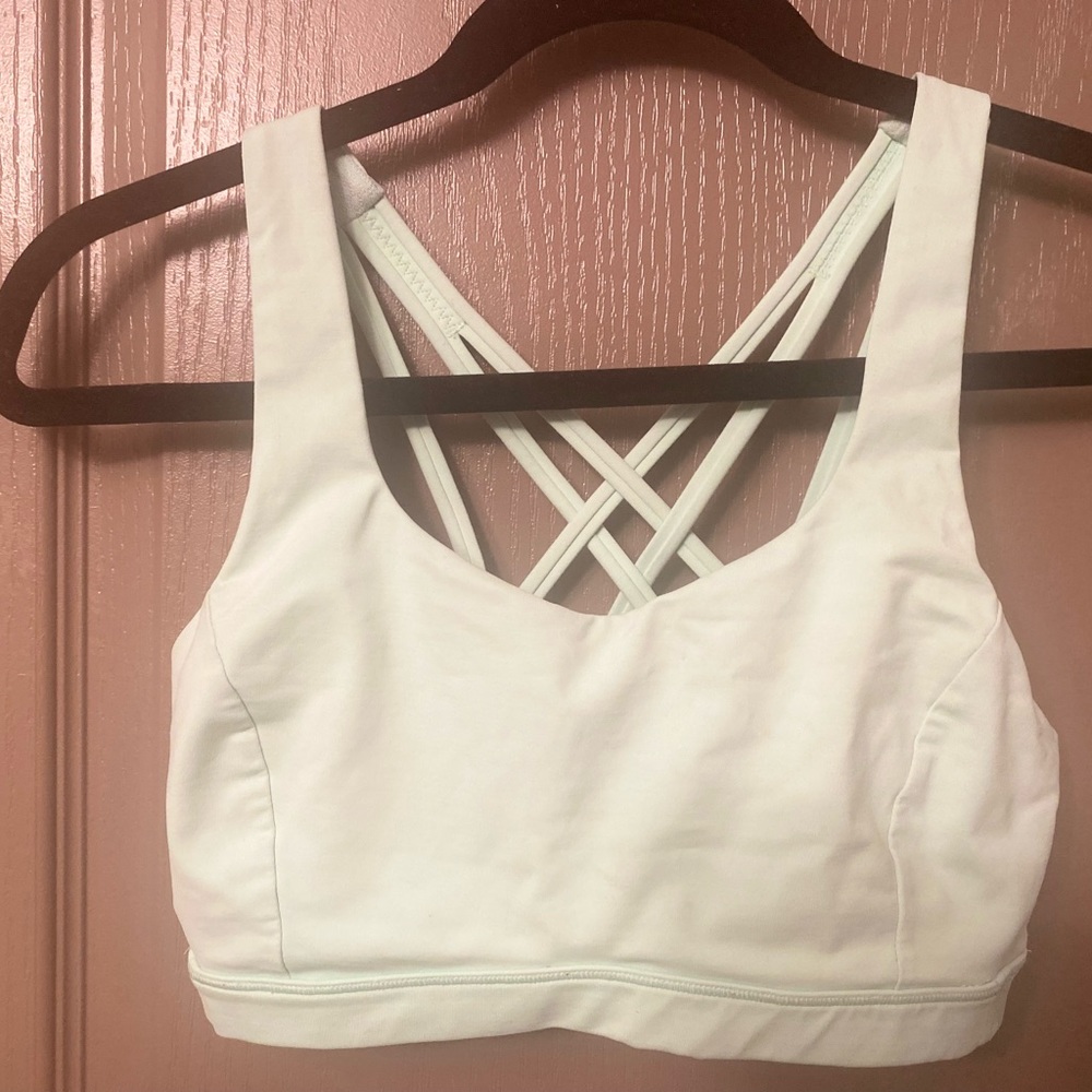 Lululemon sports bra